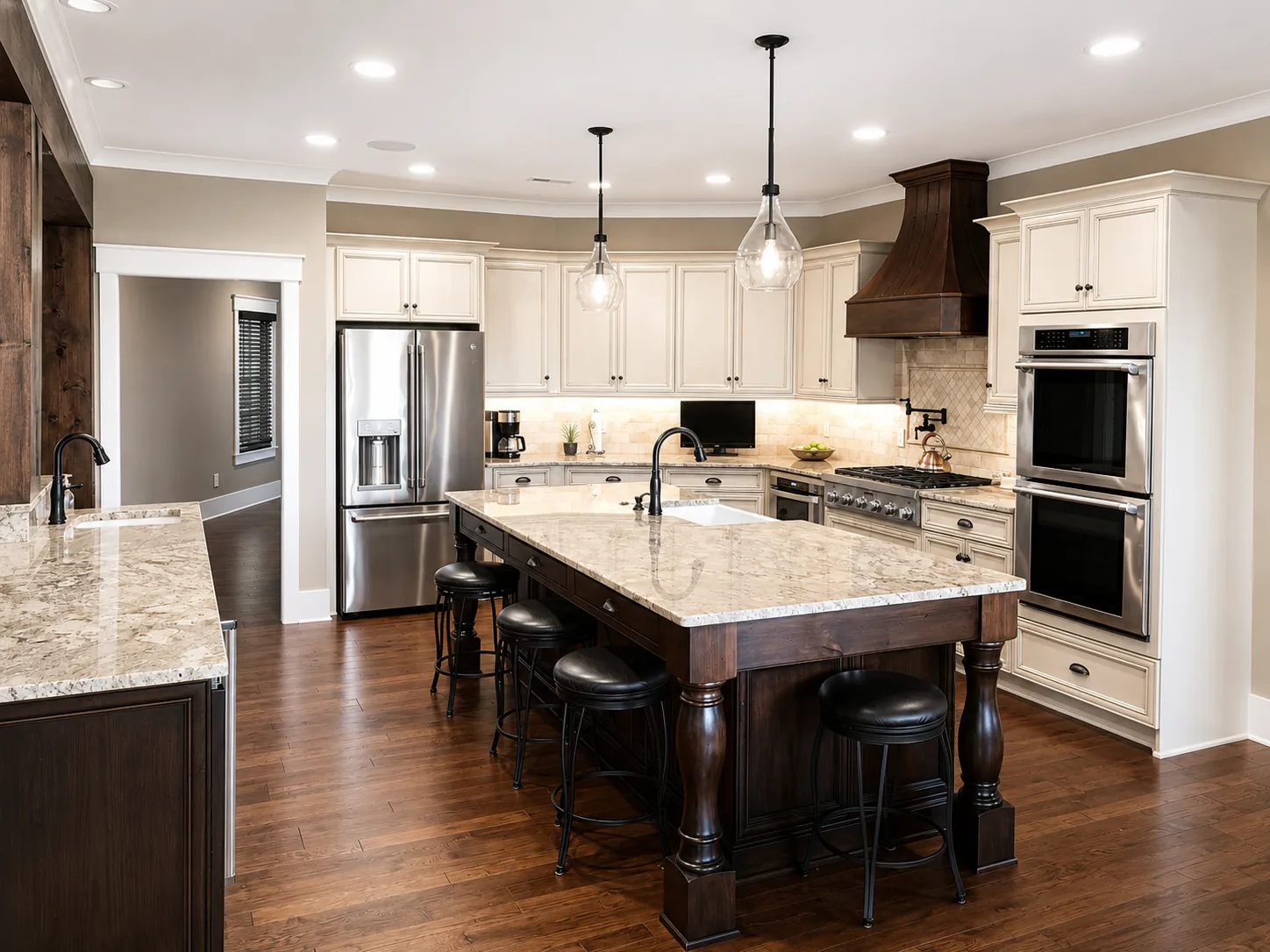Custom kitchen in a custom home built by Higgins Building Group in Western North Carolina