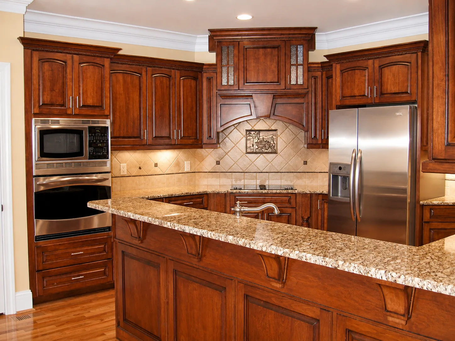 Custom kitchen in a custom home built by Higgins Building Group in Western North Carolina