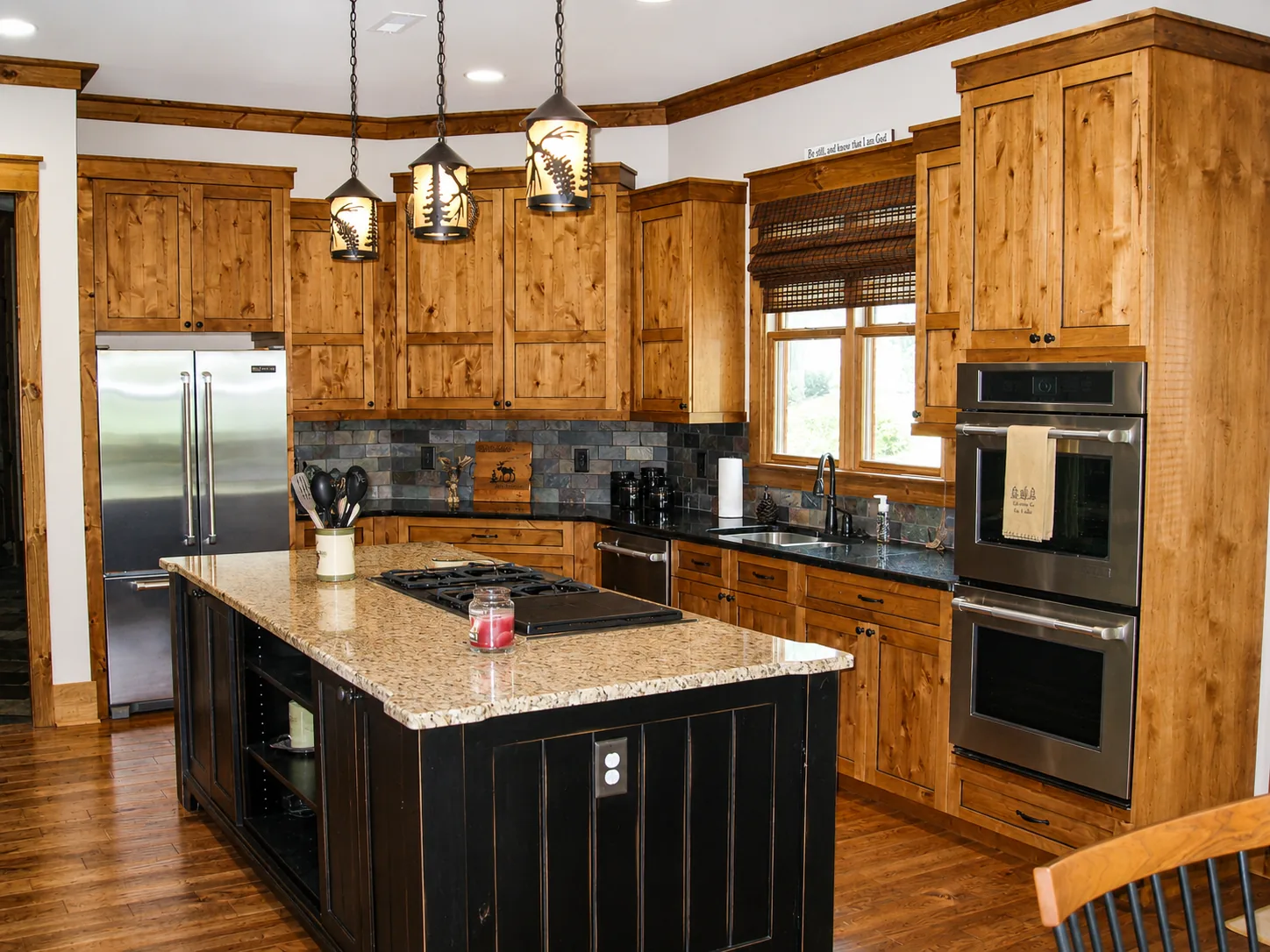 Custom kitchen in a custom home built by Higgins Building Group in Western North Carolina