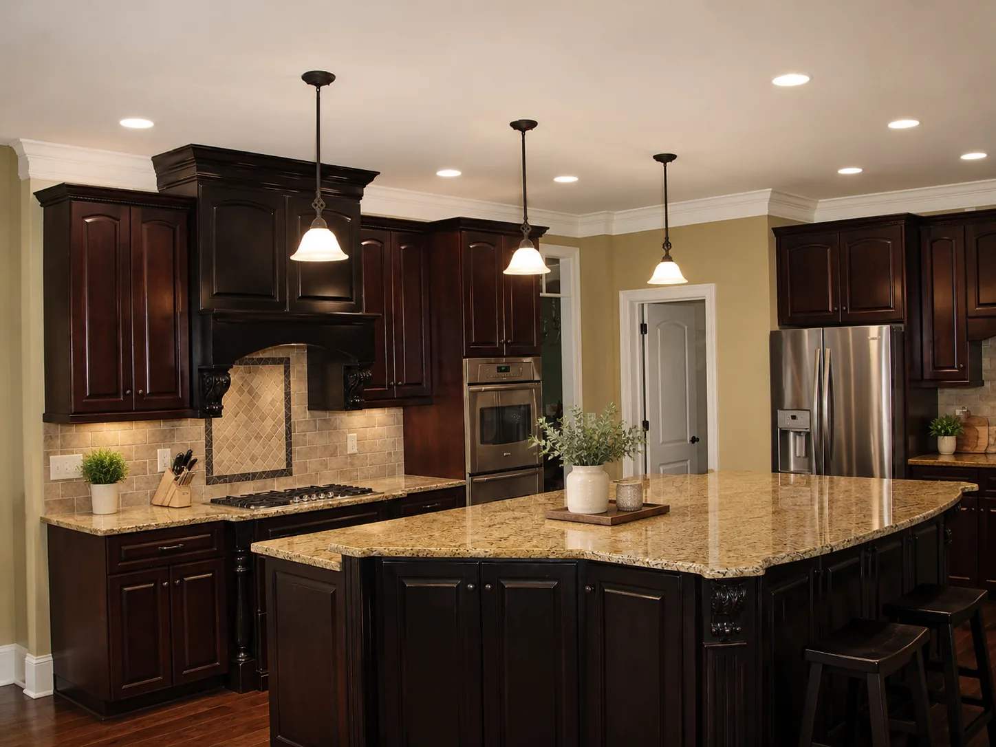 Custom kitchen in a custom home built by Higgins Building Group in Western North Carolina